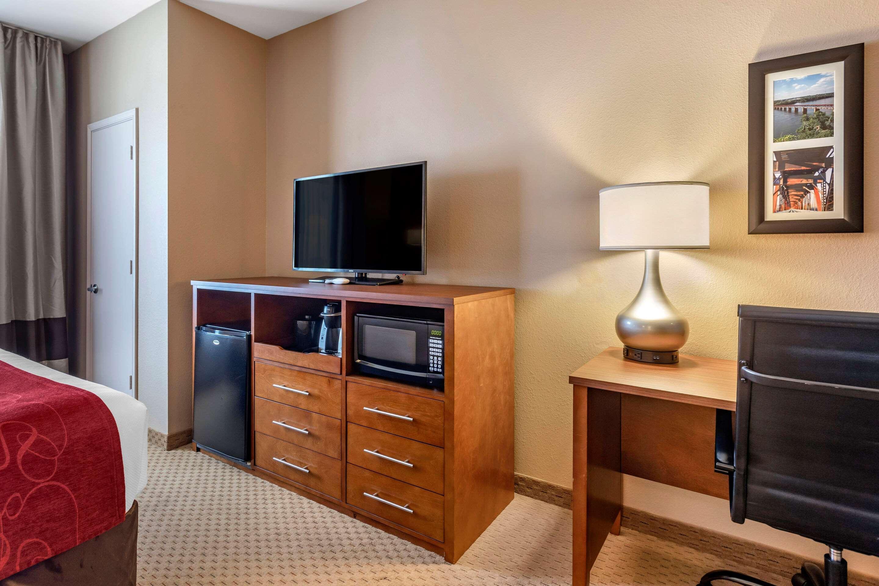 Comfort Suites Florence Shoals Area Exteriör bild