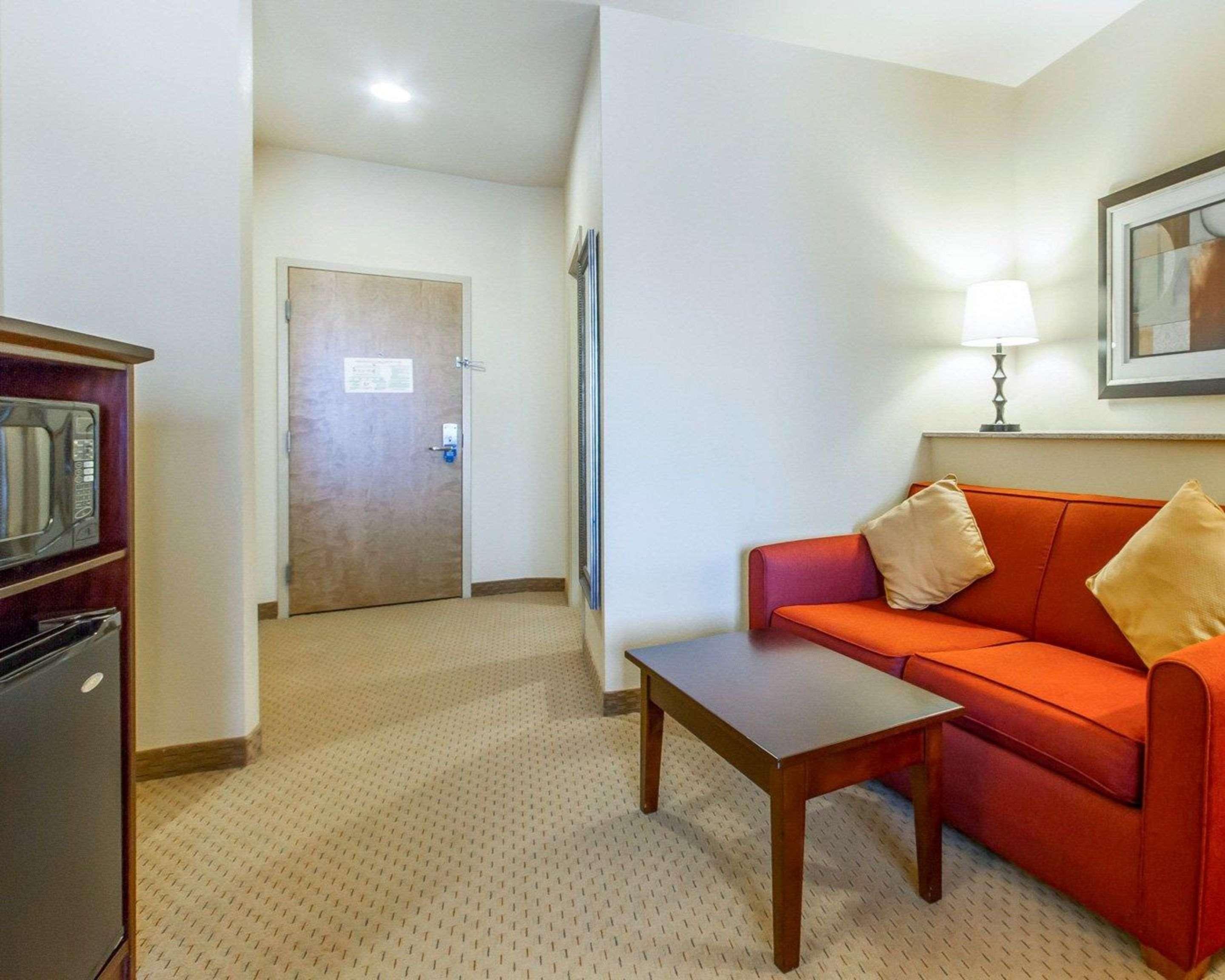 Comfort Suites Florence Shoals Area Exteriör bild