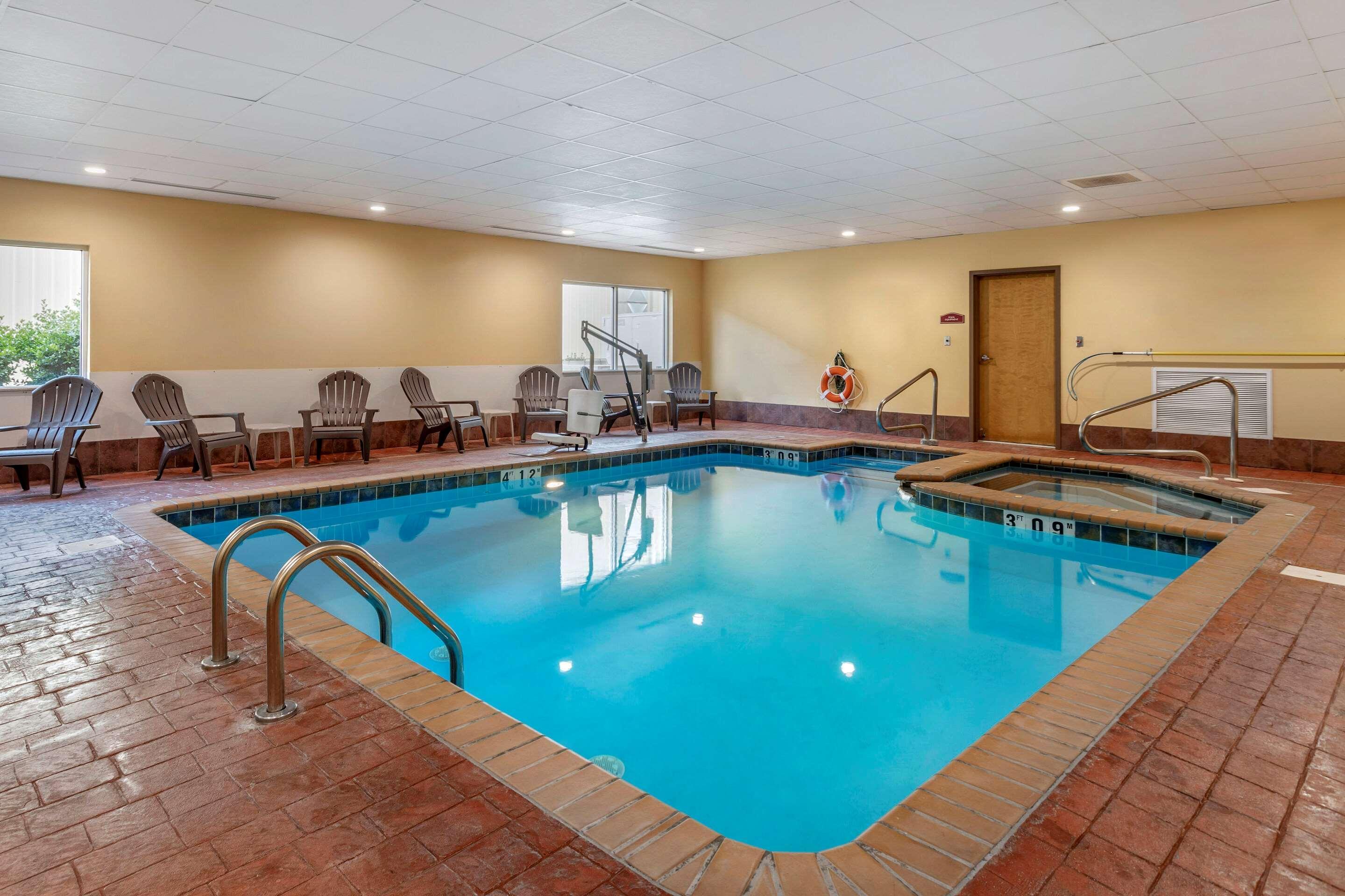 Comfort Suites Florence Shoals Area Exteriör bild