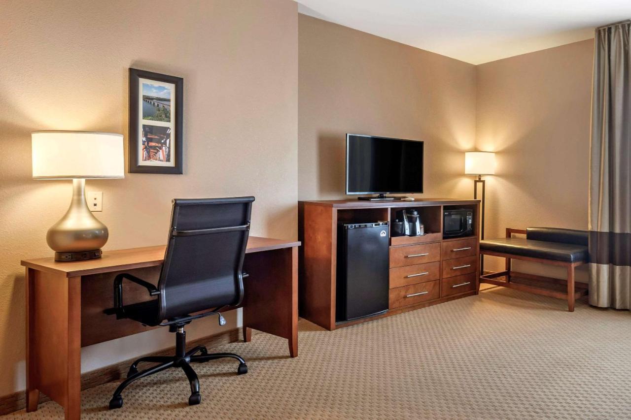 Comfort Suites Florence Shoals Area Exteriör bild