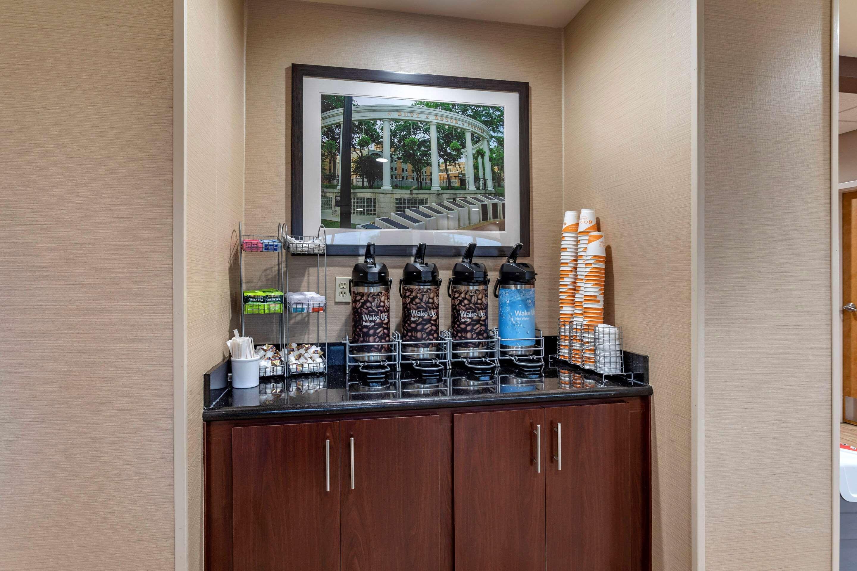 Comfort Suites Florence Shoals Area Exteriör bild